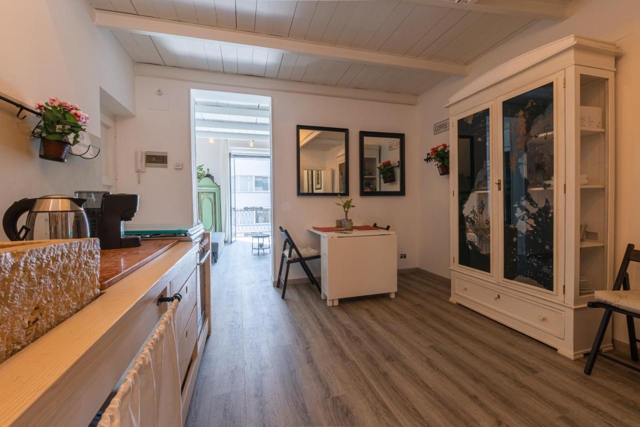 Elly Holiday House Palerme Extérieur photo
